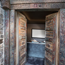 INTERIOR DECOR