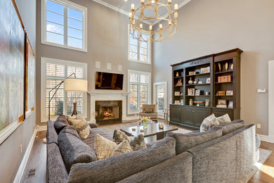 Transitional family room photo in New York