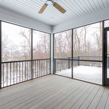 306 Screened Porch and Backyard