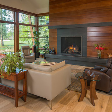 Contemporary Golf Home in Broken Top