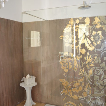 Vaz Wall Resin Decorations