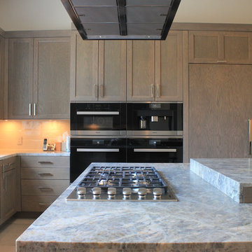Ultracraft Transitional Kitchen