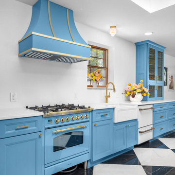 Eye-catching Bright Blue Kitchen