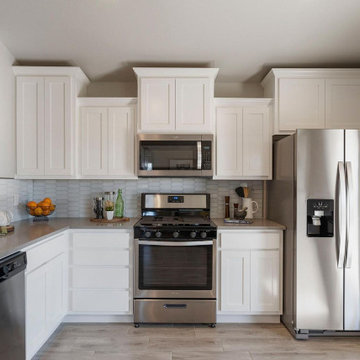 Kitchen, To Kick Up the Contrast, Kitchen Remodel in San Jose, CA