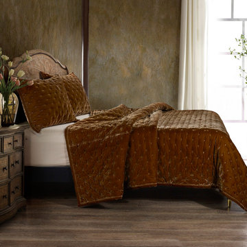 Stella Faux Silk Velvet Quilt