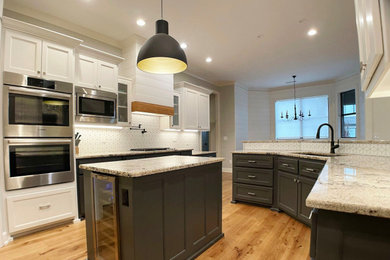 Kitchen - transitional kitchen idea