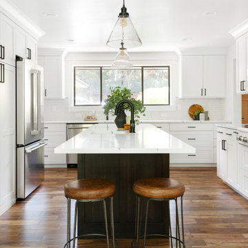| modern lodge |