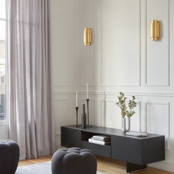 PASSY I 74 Sq m. I Fully renovated Pied-à-terre in Paris 16th.