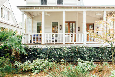 Inspiration for a coastal home design remodel in Charleston