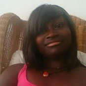 Foto von Evy Gayire