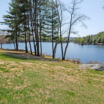 ACTIVE: Lake Wicwas Waterfront Cottage