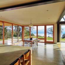 Lake house - Master Bedroom