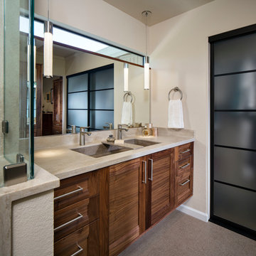 Reclaiming Unused Space In the Master Bath