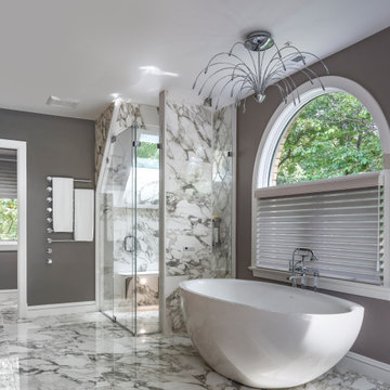 Pare Master Bath