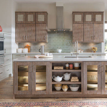 Kitchen Designed for Convenient Cooking