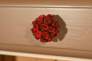 bouton de meuble "Roses" en faïence