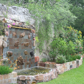 Traditional garden in Northwest Hills