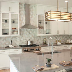 Shaker Maple in Alabaster Paint - Kitchen Products