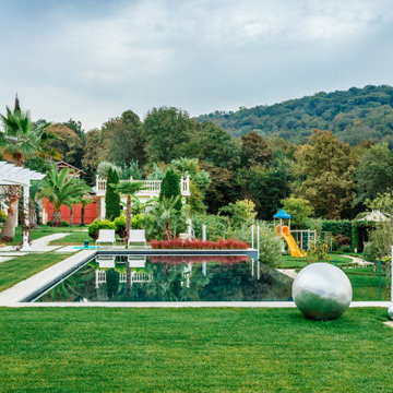 Бассейн переливного типа •Infinity• в Сочи.