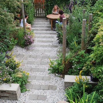 Wheelchair and wildlife friendly garden