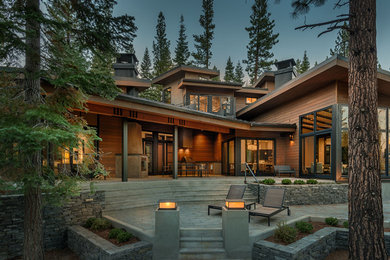 Patio - contemporary patio idea in Sacramento