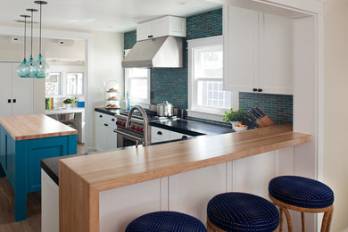 Example of a beach style kitchen design in San Diego