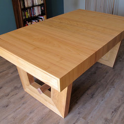 Table de salle &agrave; manger en Merisier - Dining Tables