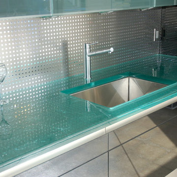 Amazing glass countertop