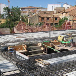 Edificio de 9 viviendas, garajes y trasteros - Products