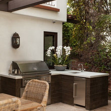 Outdoor Kitchen