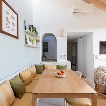 Unione di Due Bilocali con Nuova Camera e Bagno Privato – 90 MQ