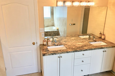 Home design - traditional home design idea in Toronto