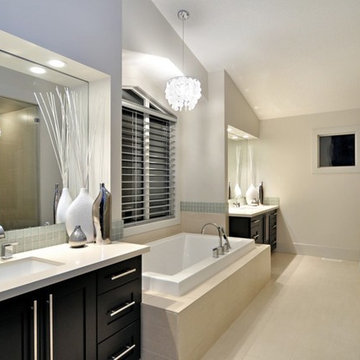 Contemporary bathroom
