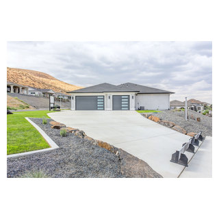 Tempo Side Load - Transitional - Exterior - Seattle - by Prodigy Homes ...