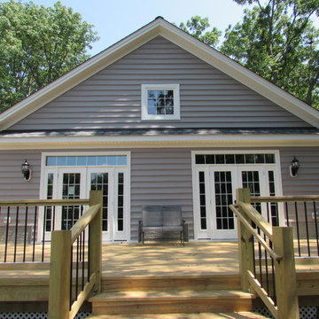 Union Bridge Pool House