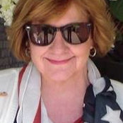 Foto von Stephanie Loeffel Kowalski-Brown