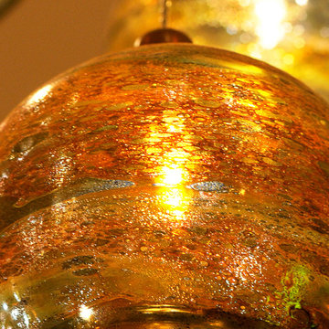 BLOWN GLASS GLOBE PENDANT LIGHTING
