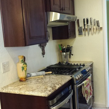 Traditional Tuscan Style Kitchen