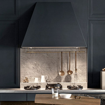Shaker Style Kitchen Cabinet in a Dark Blue Modern Farmhouse - MARCHI CUCINE