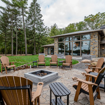 Hunting Retreat on the River