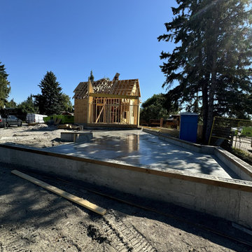 Lakeview Residence - Near New Rebuild