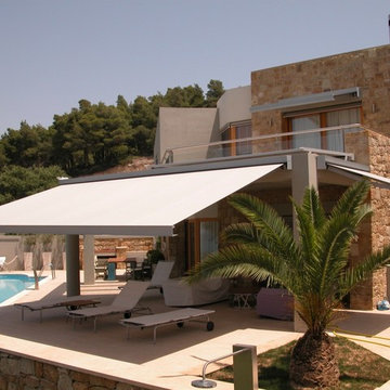 Outdoor Screen Shades: Manual & Motorized