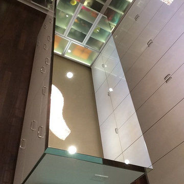 High Gloss White Acrylic Dream Closet