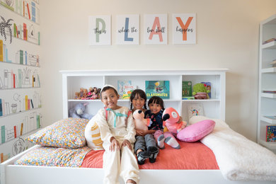 Kids' room photo in San Diego