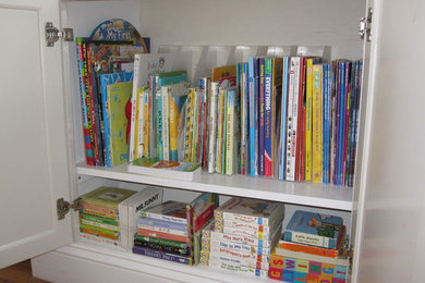 Organizing Kids Books (AFTER PHOTO)