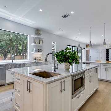 ATX Custom 2 Story - Wire Brushed Cascade White Oak
