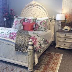 Featured Floor Samples - Bed Frames