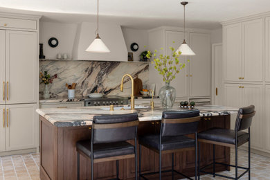 Transitional kitchen photo in San Francisco