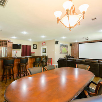 2905 Collins Drive