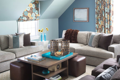 Family room - transitional family room idea in New York